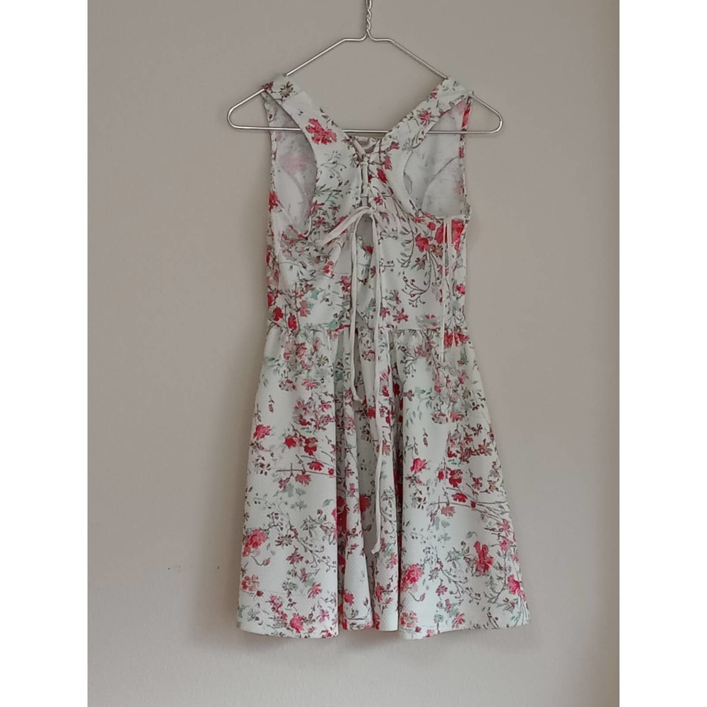 Jessica Simpson Dress Size Medium